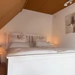 Rebenblick Dachsuite In Historischem Gebaeude Aus 1840 * Ruppertsberg