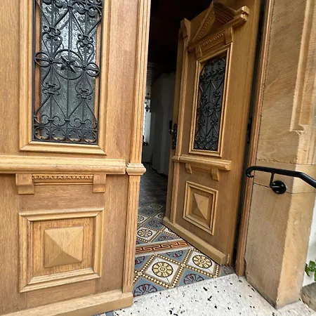 Apartament Rebenblick Dachsuite In Historischem Gebaeude Aus 1840