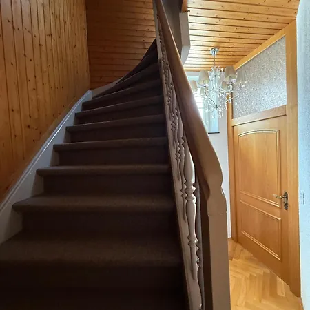 Rebenblick Dachsuite In Historischem Gebaeude Aus 1840 *
