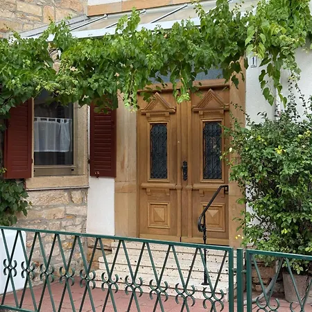 Apartamento Rebenblick Dachsuite In Historischem Gebaeude Aus 1840 *