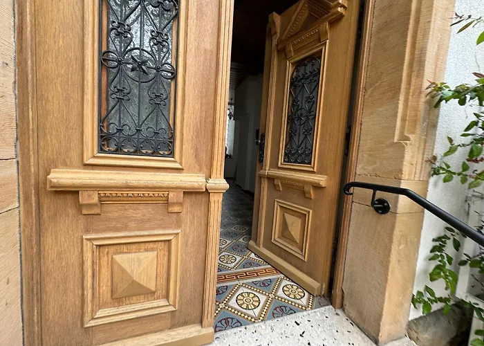 Apartament Rebenblick Dachsuite In Historischem Gebaeude Aus 1840